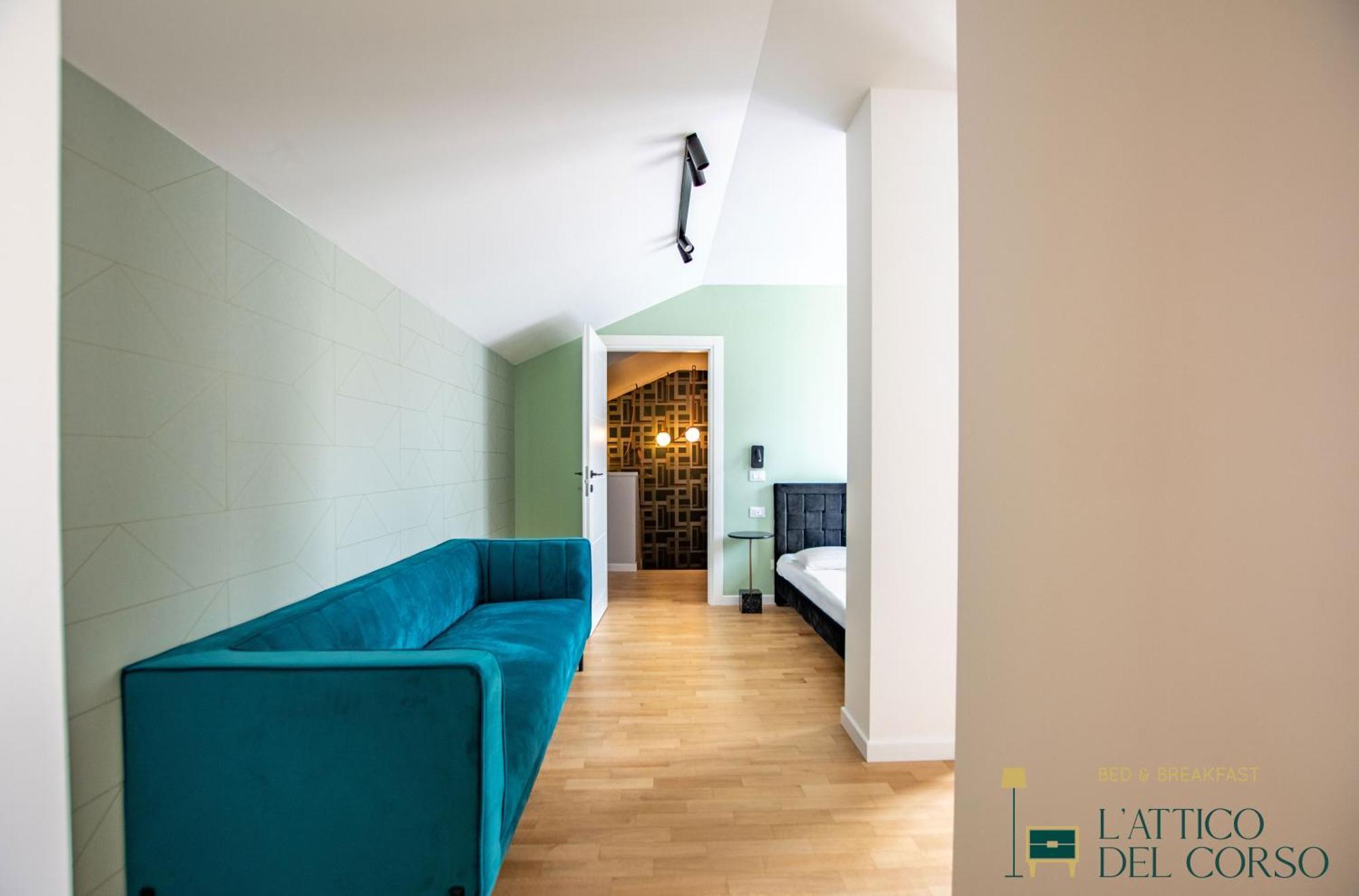 Apartamento L'Attico Del Corso Trieste Exterior foto